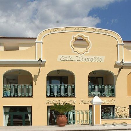 Residence Il Borgo Orosei Exteriör bild