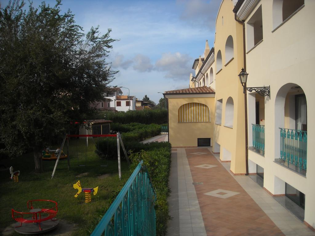 Residence Il Borgo Orosei Exteriör bild