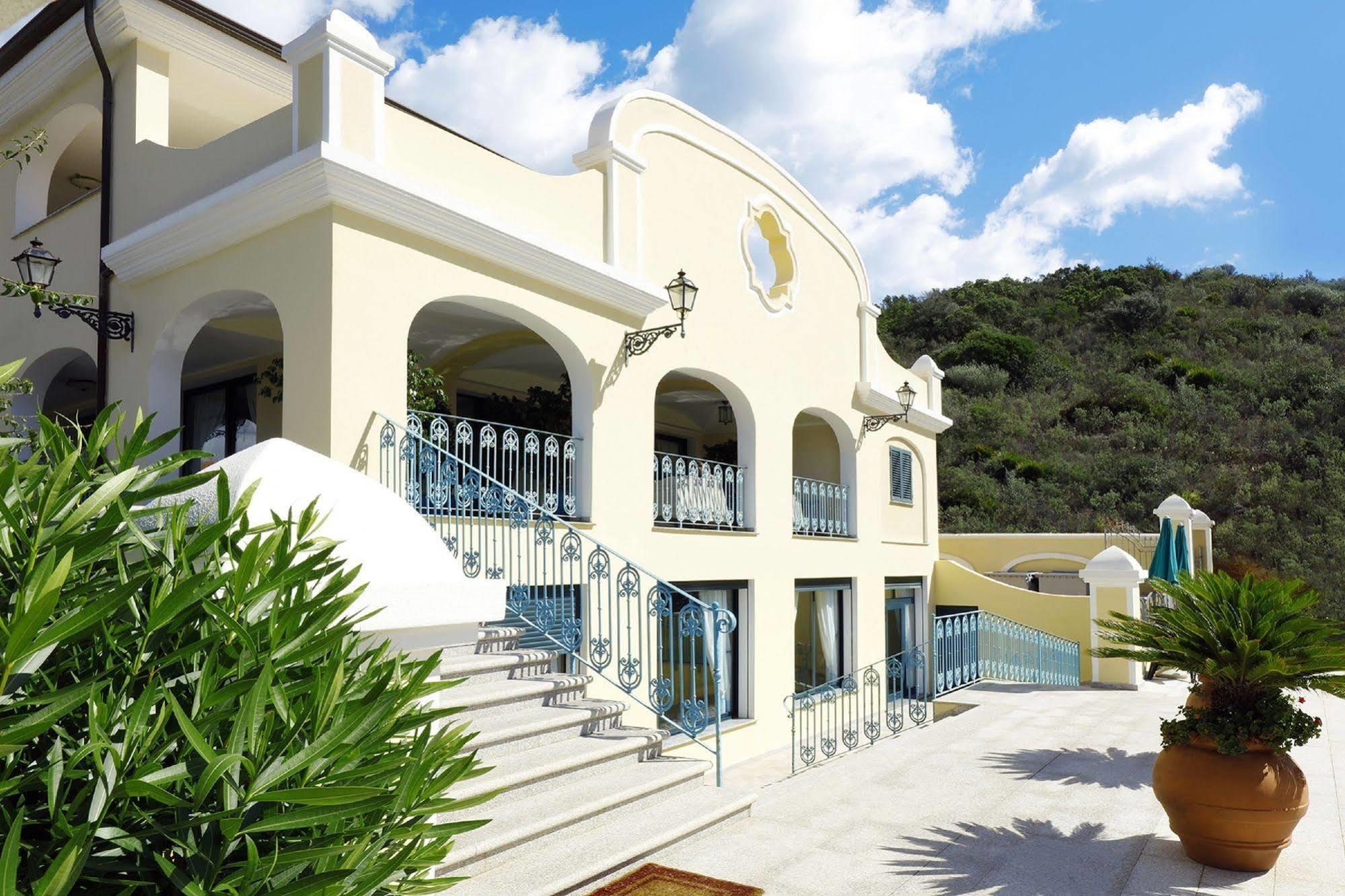 Residence Il Borgo Orosei Exteriör bild